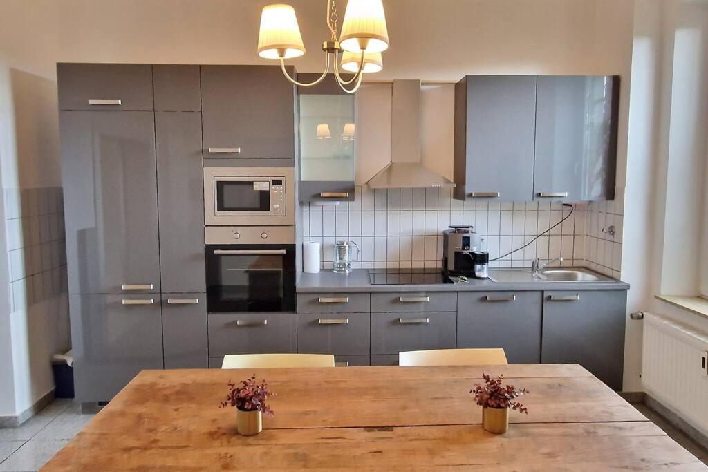 Luna City-Apartment 80Qm 2 Zimmer 2 Baeder 20Km Messe Airport Krefeld Zewnętrze zdjęcie