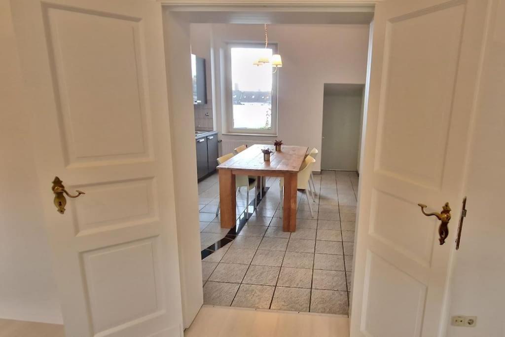 Luna City-Apartment 80Qm 2 Zimmer 2 Baeder 20Km Messe Airport Krefeld Zewnętrze zdjęcie
